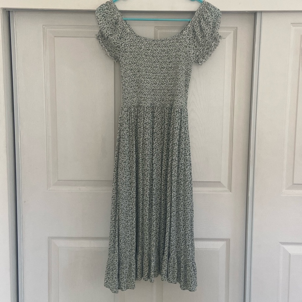 Floral smocked midi dress